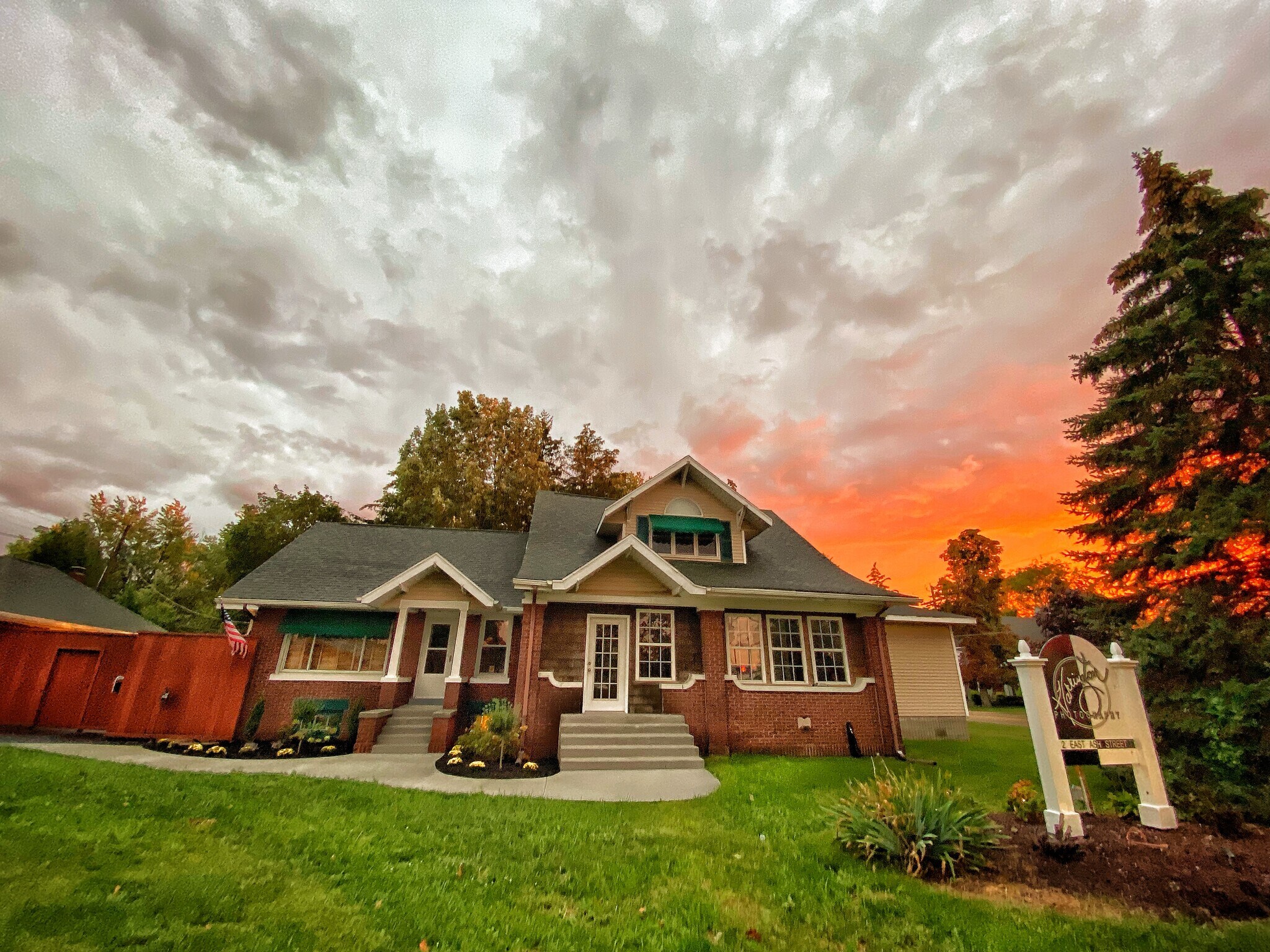 2 Ash St E, Three Oaks, MI à vendre Photo de l’immeuble– Image 1 sur 33