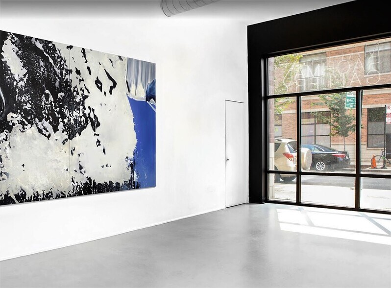 1659 W Chicago Ave, Chicago, IL à vendre - Photo intérieure – Image 3 sur 34