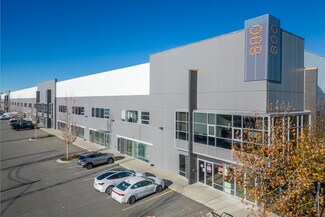 Plus de détails pour 19055 Airport Way, Pitt Meadows, BC - Industriel/Logistique à louer