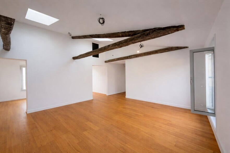 Bureau dans Paris à louer - Photo de l’immeuble – Image 3 sur 8