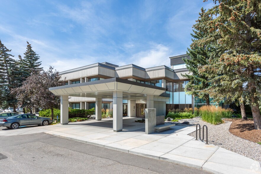 276-280 Midpark Way SE, Calgary, AB à louer - Photo de l’immeuble – Image 2 sur 9