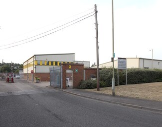 Plus de détails pour Mill Rd, Esher - Local d'activités à louer