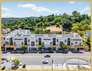 Plus de détails pour 16710 Ventura Blvd, Encino, CA - Local commercial à louer