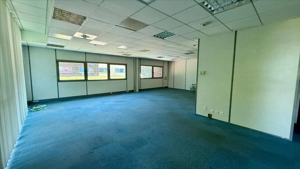 Bureau dans Bourg-en-Bresse à vendre - Photo de l’immeuble – Image 1 sur 3