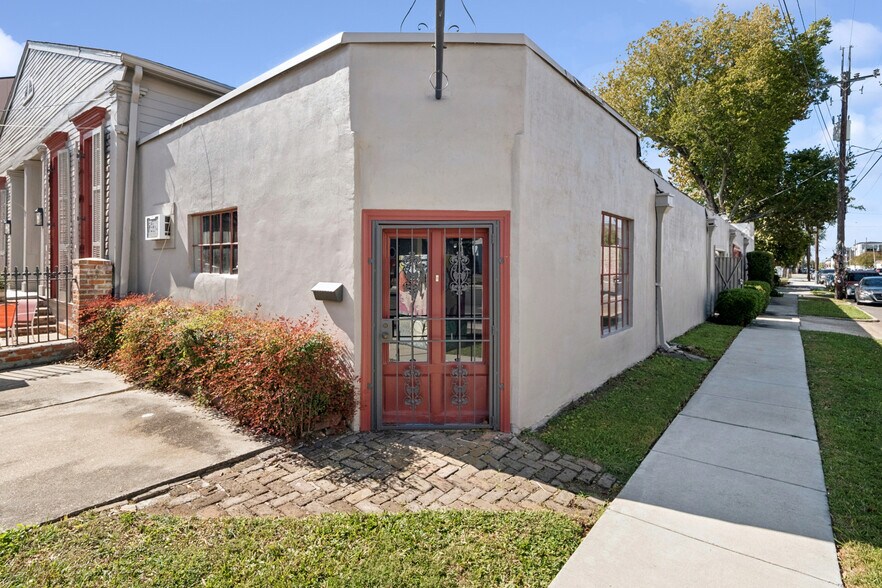 1501 Prytania St, New Orleans, LA à louer - Photo de l’immeuble – Image 3 sur 3