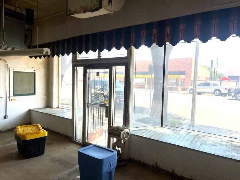 113 N Chadbourne St, San Angelo, TX à vendre - Photo de l’immeuble – Image 2 sur 8