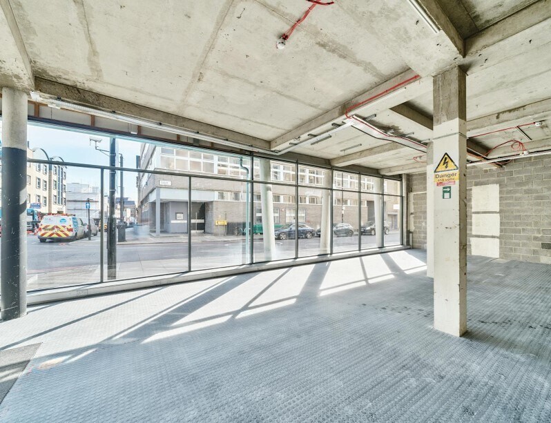 34A White Lion St, Londres, LND N1 9PF - Lot A -  - Photo intérieure - Image 1 of 6