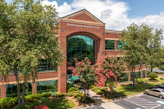Plus de détails pour 3890 Johns Creek Pky, Suwanee, GA - Bureau/Médical à louer