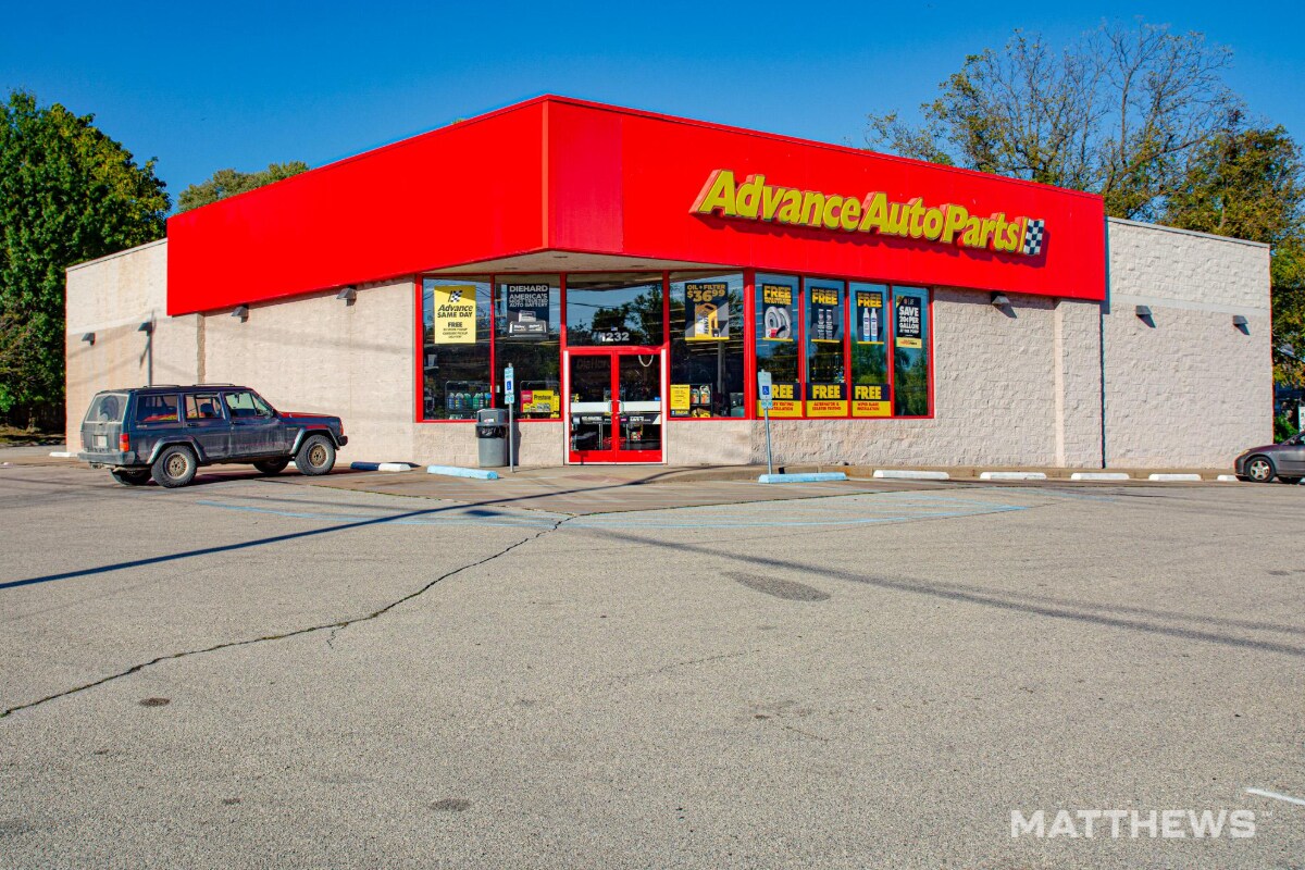 100 Hughes Blvd, Mount Orab, OH à vendre Photo principale– Image 1 sur 4