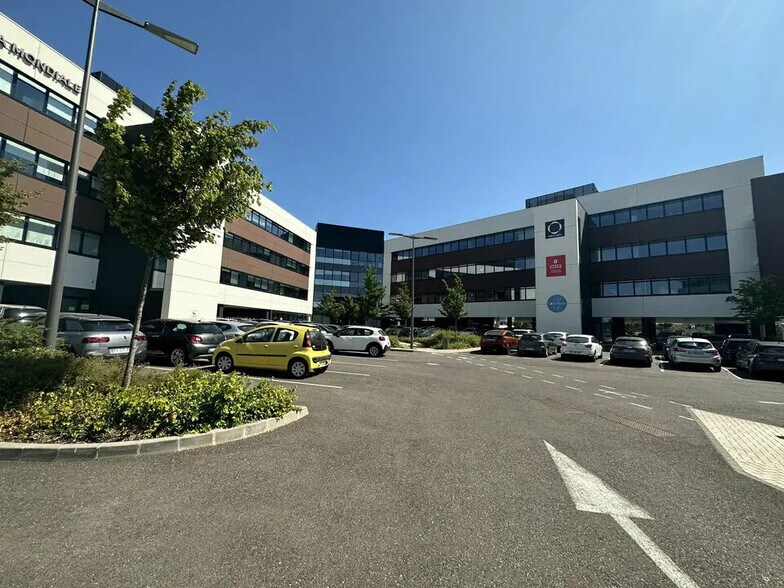 Bureau dans Schiltigheim à louer - Photo de l’immeuble – Image 1 sur 2
