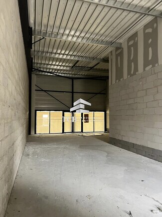 Plus de détails pour Local commercial à louer