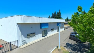 4045 California Ave, Carmichael, CA à louer Photo intérieure– Image 1 sur 3