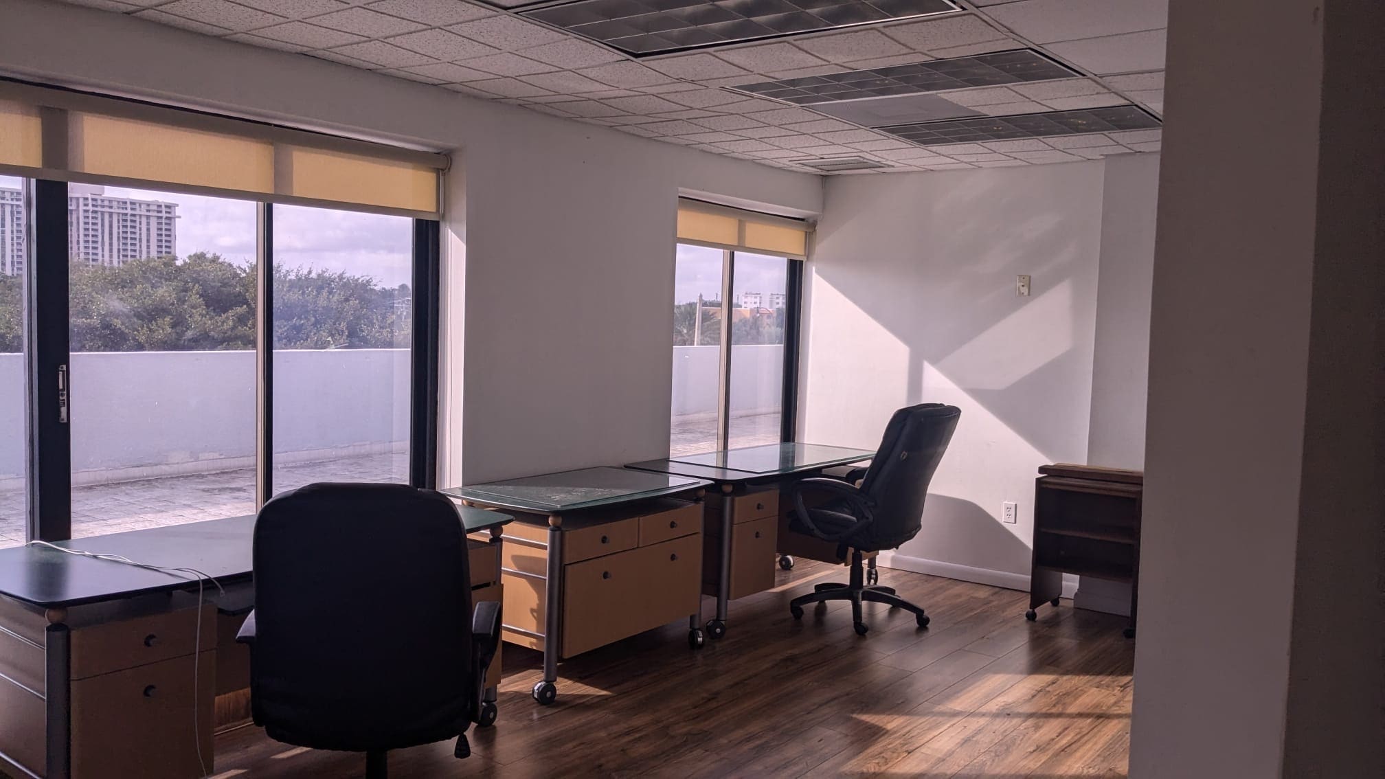 11077 Biscayne Blvd, North Miami, FL à louer Photo de l’immeuble– Image 1 sur 5