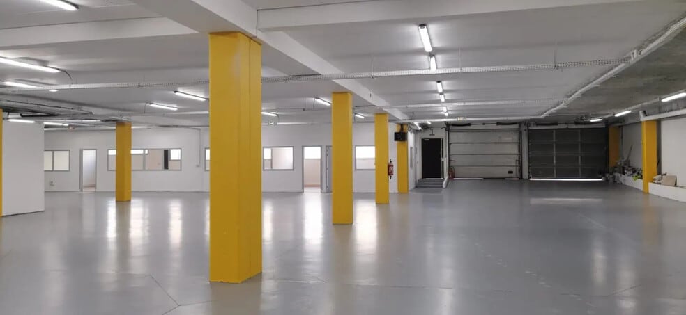 Industriel/Logistique dans Créteil à louer - Photo de l’immeuble – Image 1 sur 3