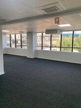 33 SW 2nd Ave, Miami, FL à louer Photo intérieure– Image 1 sur 10