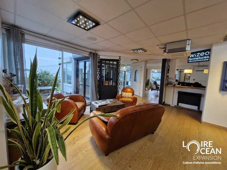 Local commercial dans Saint-Brevin-les-Pins à vendre Photo de l’immeuble– Image 1 sur 9