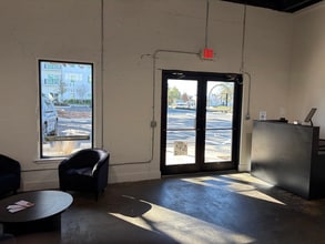 400 3rd St SW, Winter Haven, FL à louer Photo intérieure– Image 2 sur 9