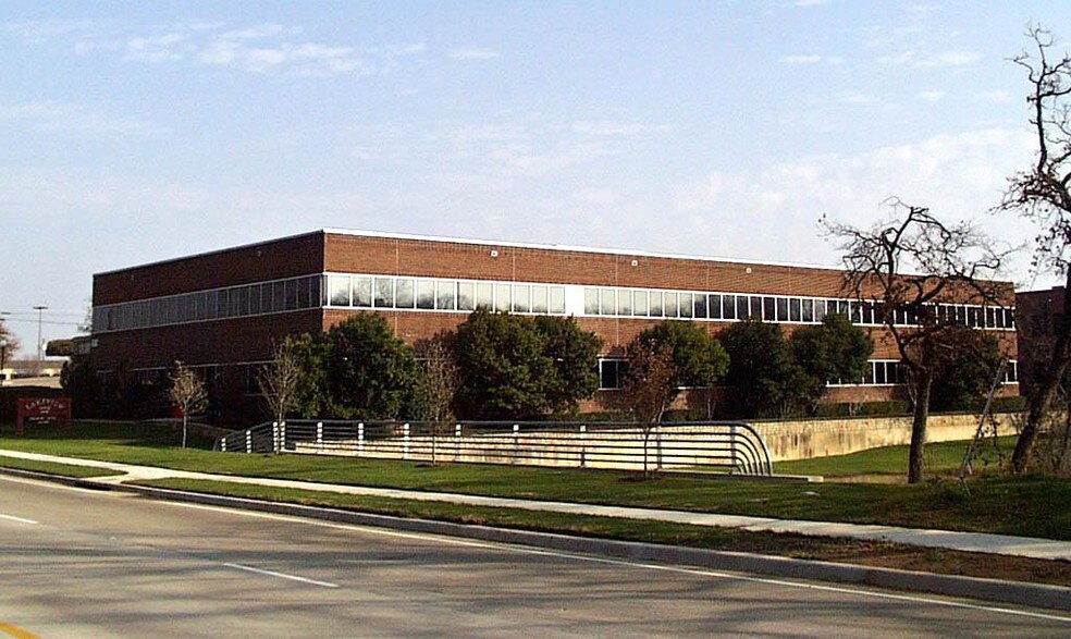 1705 W Northwest Hwy, Grapevine, TX à louer - Autre – Image 2 sur 27