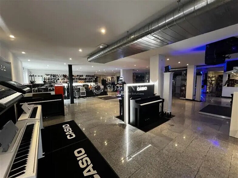 Local commercial dans Illkirch-Graffenstaden à louer - Photo intérieure – Image 2 sur 8