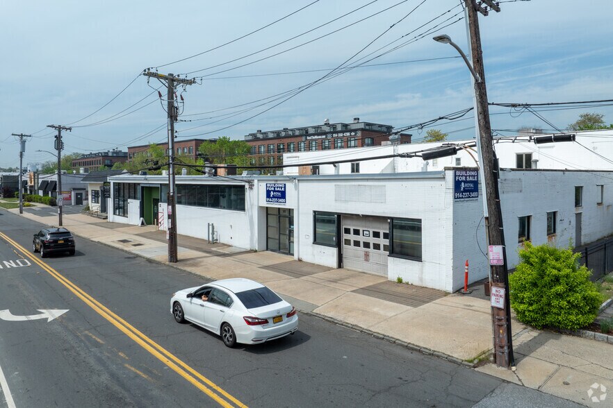 115 Hoyt Ave, Mamaroneck, NY à vendre - Photo principale – Image 1 sur 15
