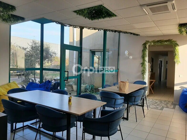 Bureau dans Valence à louer - Photo de l’immeuble – Image 1 sur 9