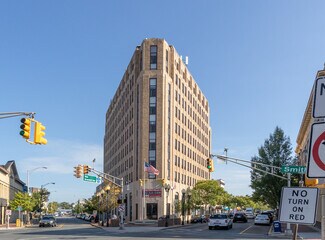 Plus de détails pour 313 State St, Perth Amboy, NJ - Différents types d’espaces à louer