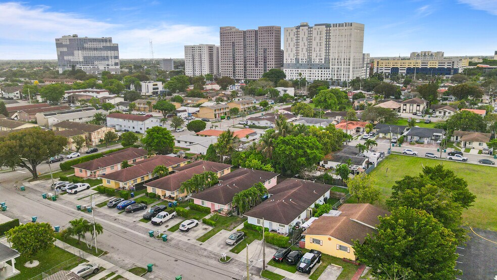 11002 SW 3rd St, Miami, FL à vendre - Photo de l’immeuble – Image 2 sur 10