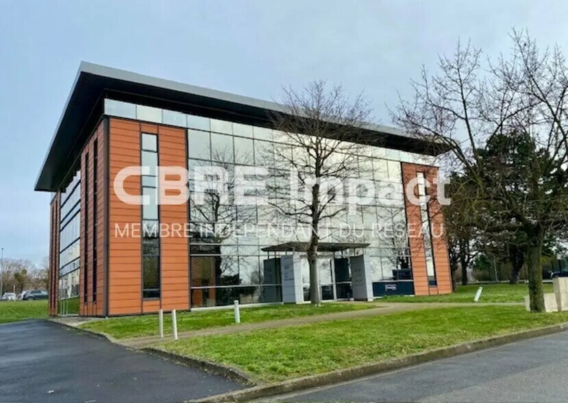 Bureau dans Reims à louer - Photo de l’immeuble – Image 1 sur 7