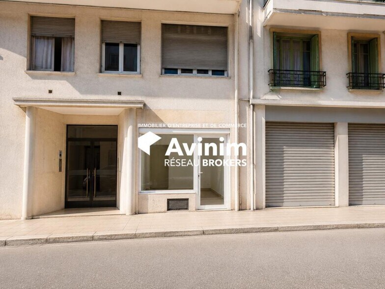 Local commercial dans Nice à louer - Photo de l’immeuble – Image 2 sur 8