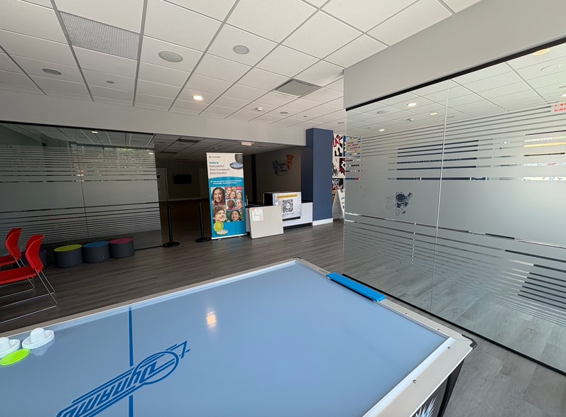 111 E Main St, Mount Kisco, NY à louer - Photo intérieure – Image 3 sur 4