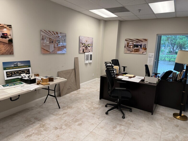 3500 Fairlane Farms Rd, West Palm Beach, FL à louer - Photo de l’immeuble – Image 2 sur 7