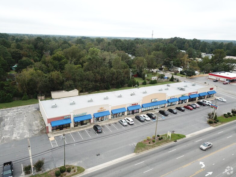 5109-5137 Raeford Rd, Fayetteville, NC à louer - Photo de l’immeuble – Image 2 sur 15