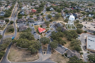 Plus de détails pour 130 Kirkham Cir, Kyle, TX - Médical, Local commercial à louer