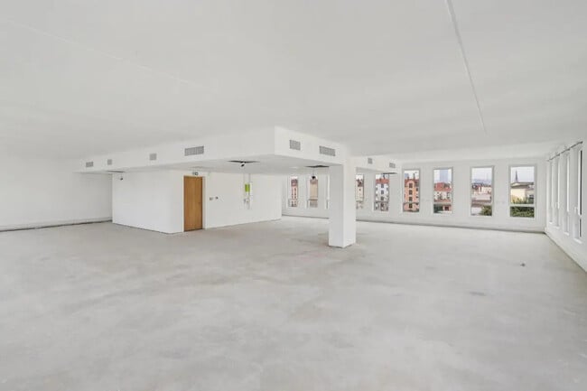 Plus de détails pour 50 Cours De La République, Villeurbanne - Bureau à vendre