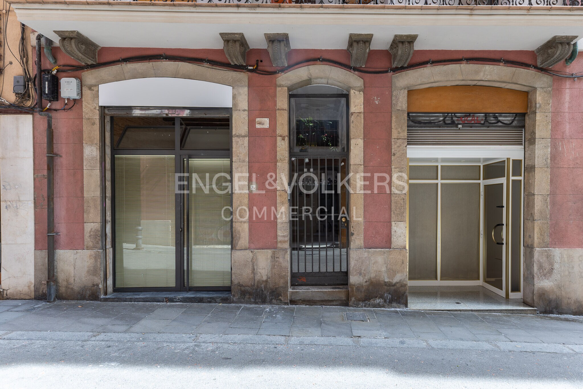 Local commercial dans Barcelone, Barcelona à louer Photo de l’immeuble– Image 1 sur 5