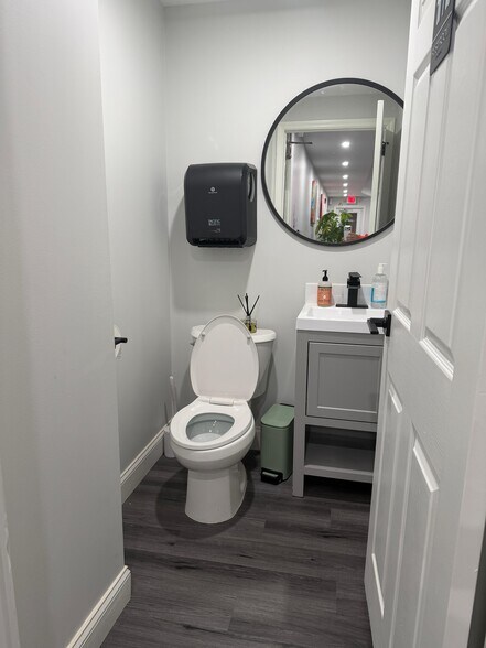 53-55 Main St, Hackensack, NJ à louer - Photo de l’immeuble – Image 3 sur 12