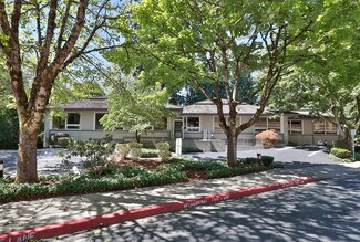 Plus de détails pour 300 NE Gilman Blvd, Issaquah, WA - Bureau à vendre