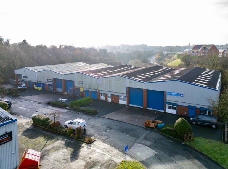 Pedmore Rd, Brierley Hill à louer - Photo de l’immeuble – Image 3 sur 13