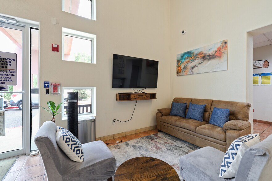 5101 N Jackson Rd, McAllen, TX à vendre - Photo intérieure – Image 3 sur 37