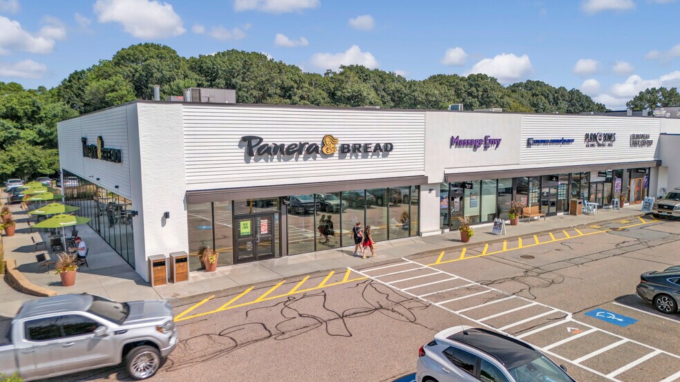 1000 Division St, East Greenwich, RI à louer - Photo de l’immeuble – Image 3 sur 9