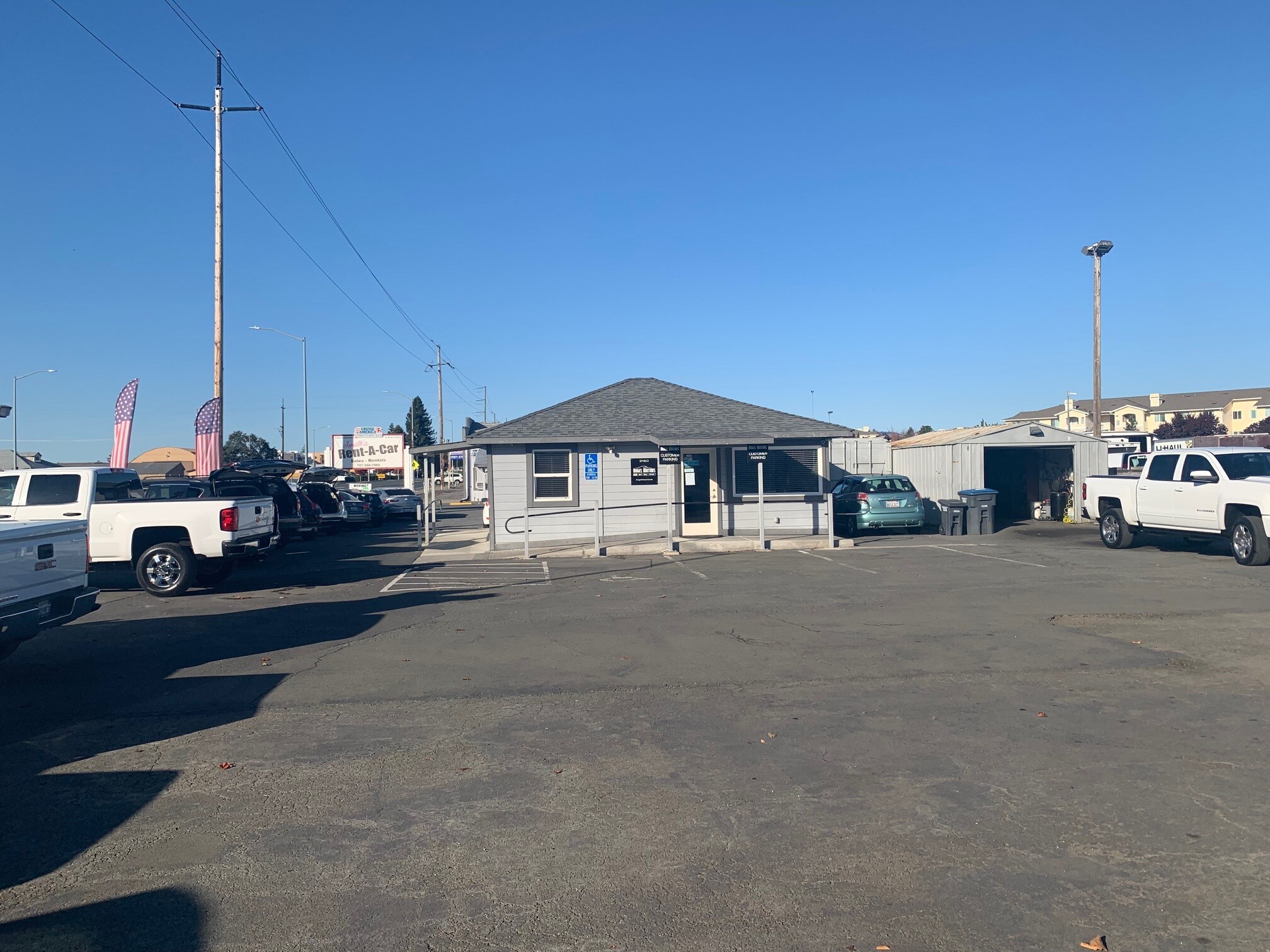 3114-3122 Santa Rosa Ave, Santa Rosa, CA à vendre Photo de l’immeuble– Image 1 sur 8