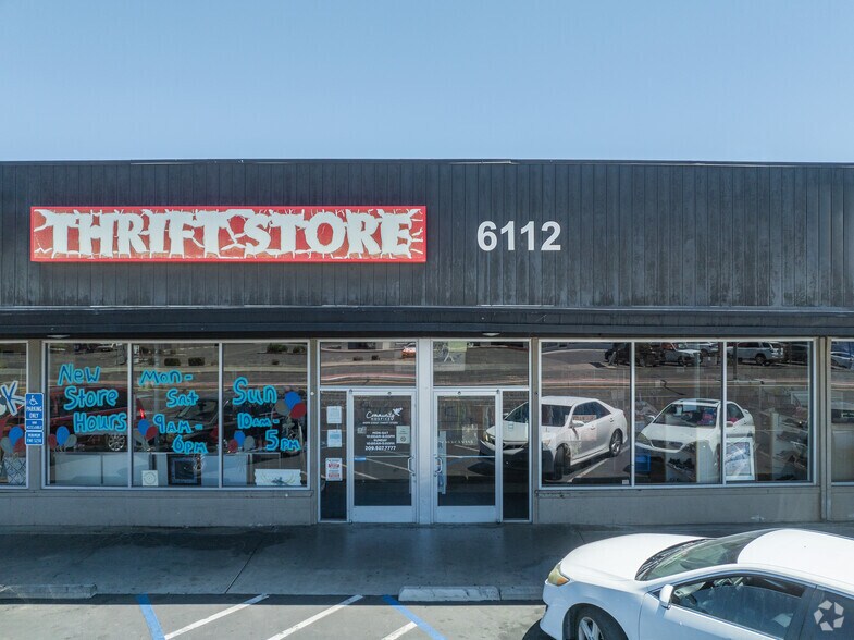 6112-6138 Pacific Ave, Stockton, CA à vendre - Photo de l’immeuble – Image 2 sur 27