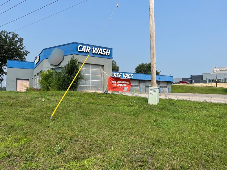 100 Richwood Rd, Detroit Lakes, MN à louer - Photo de l’immeuble – Image 2 sur 4