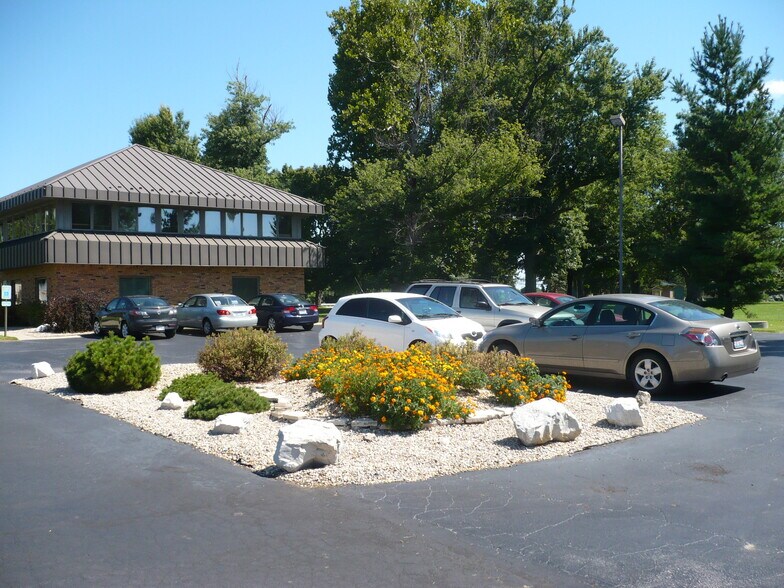 Sunset Hills Executive Pky, Glen Carbon, IL à louer - Photo de l’immeuble – Image 1 sur 45