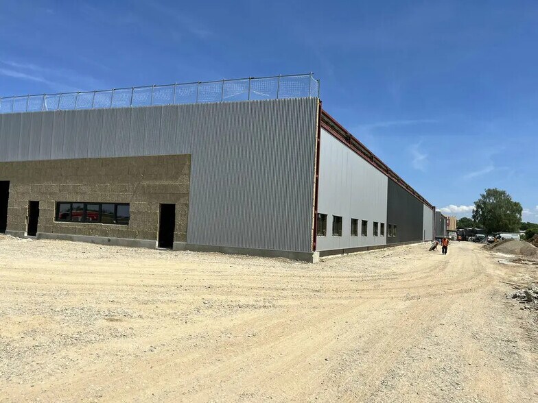 Local d'activités dans Fegersheim à vendre - Photo de l’immeuble – Image 2 sur 12