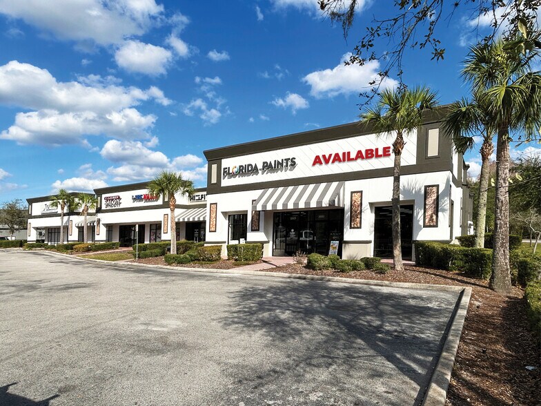 7505 Red Bug Lake Rd, Oviedo, FL à louer - Photo de l’immeuble – Image 3 sur 7
