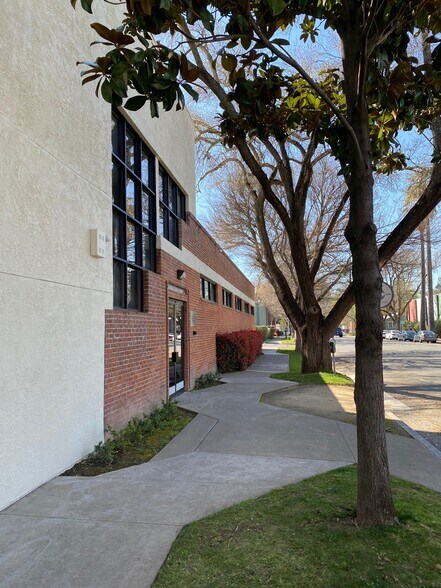1801 7th St, Sacramento, CA à louer - Photo de l’immeuble – Image 3 sur 3