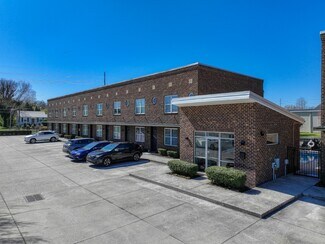 Plus de détails pour 425 Sutherland View Way, Knoxville, TN - Logement à vendre