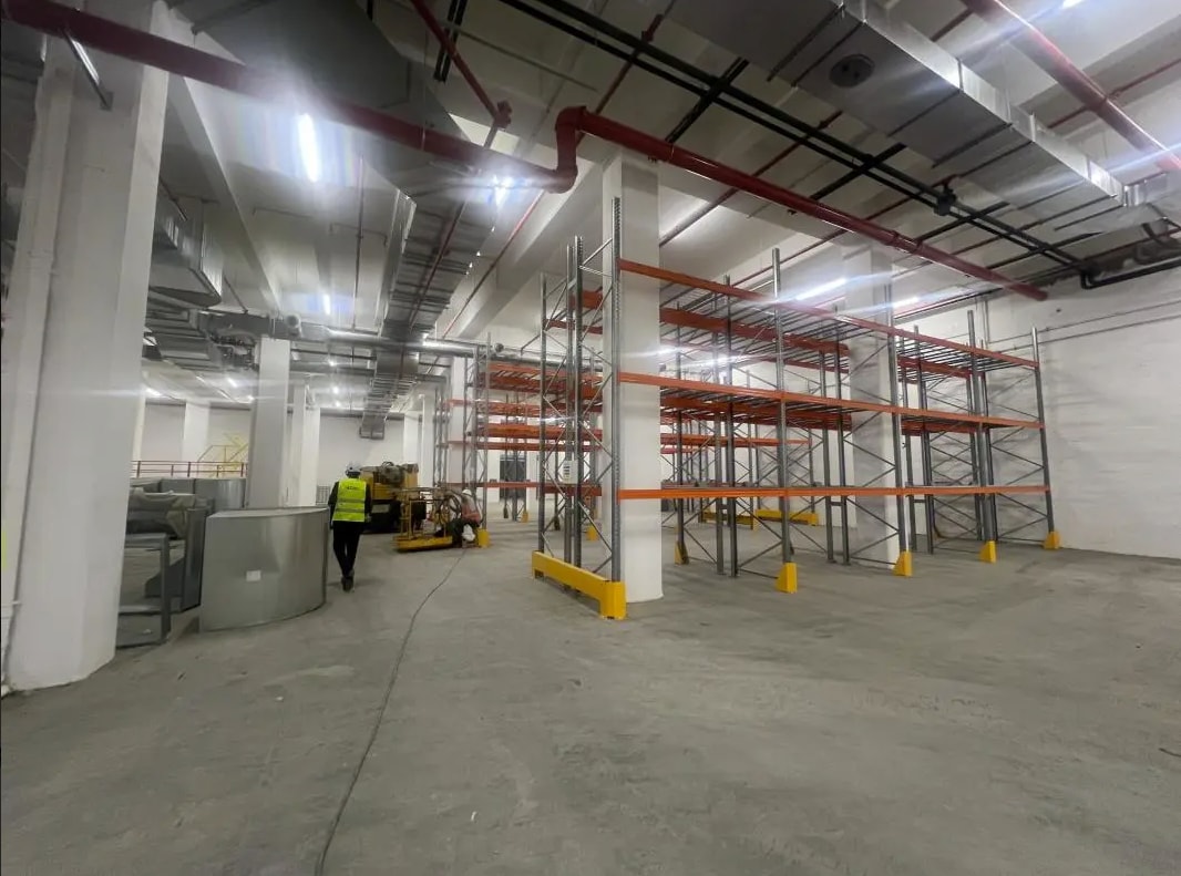 Industriel/Logistique dans Paris à louer Photo intérieure– Image 1 sur 6