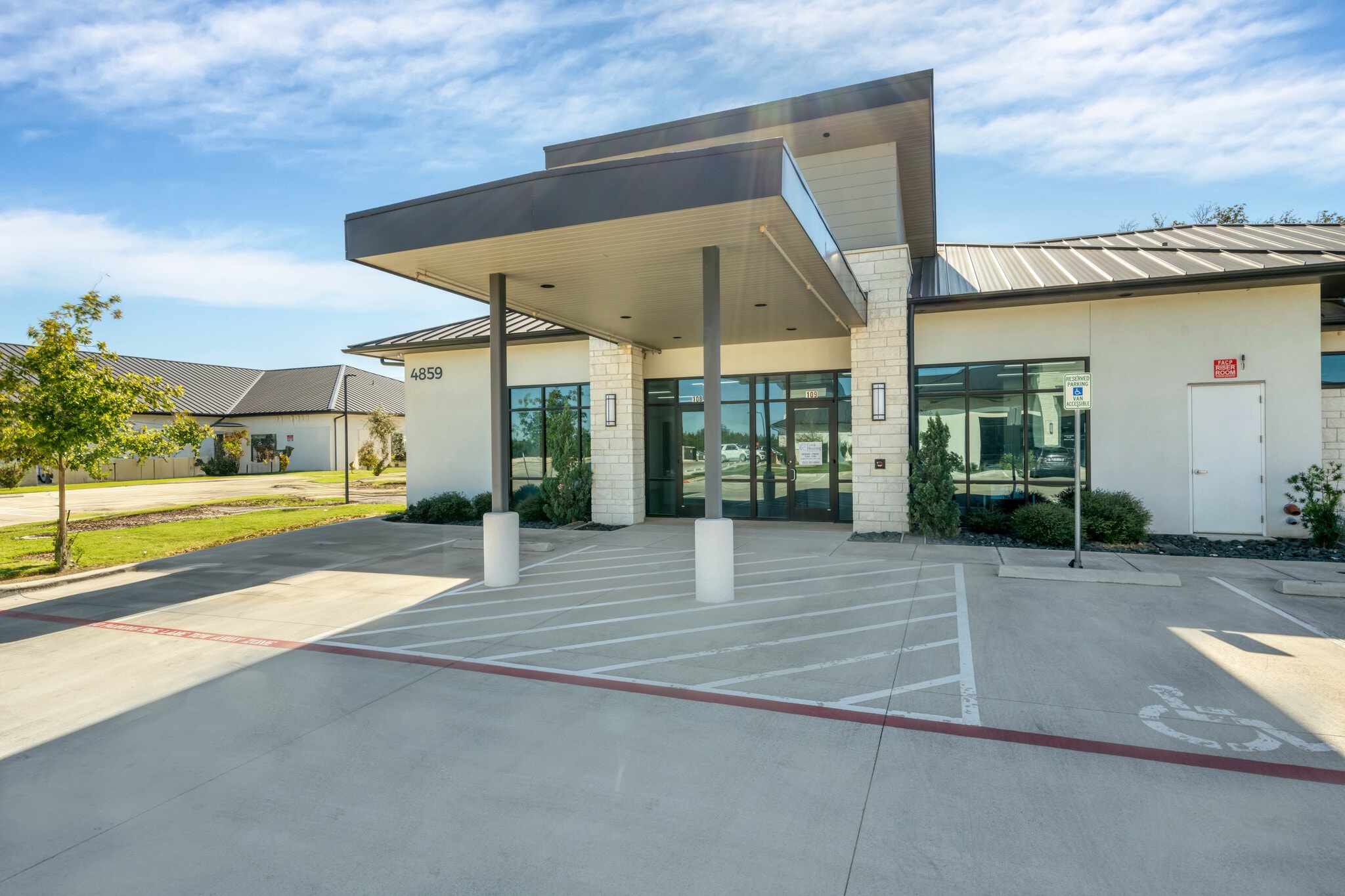 4841-4865 Williams Dr, Georgetown, TX à louer Photo intérieure– Image 1 sur 15